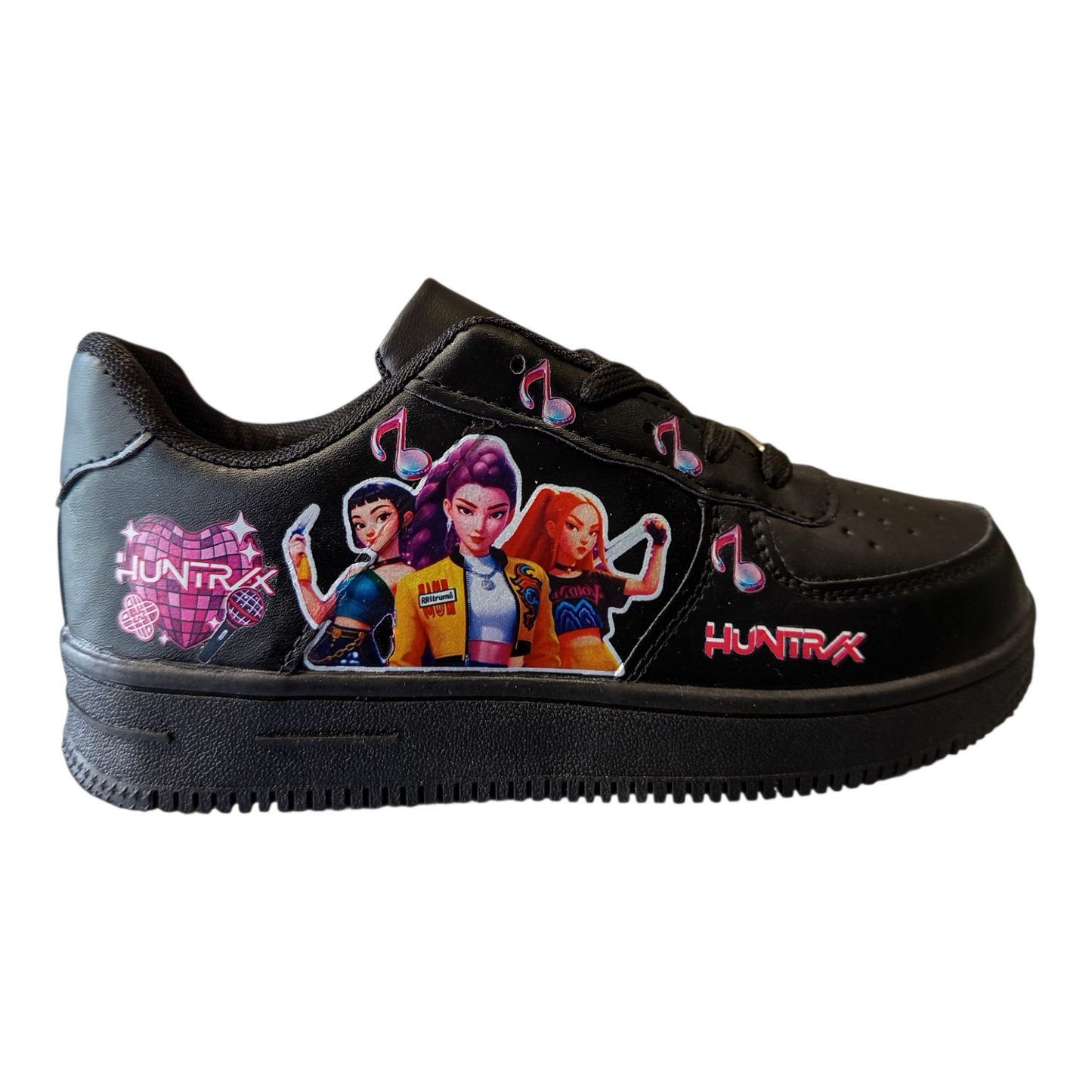 Huntri Sneakers Personalizzate – Arte da Indossare, Pezzi Unici.